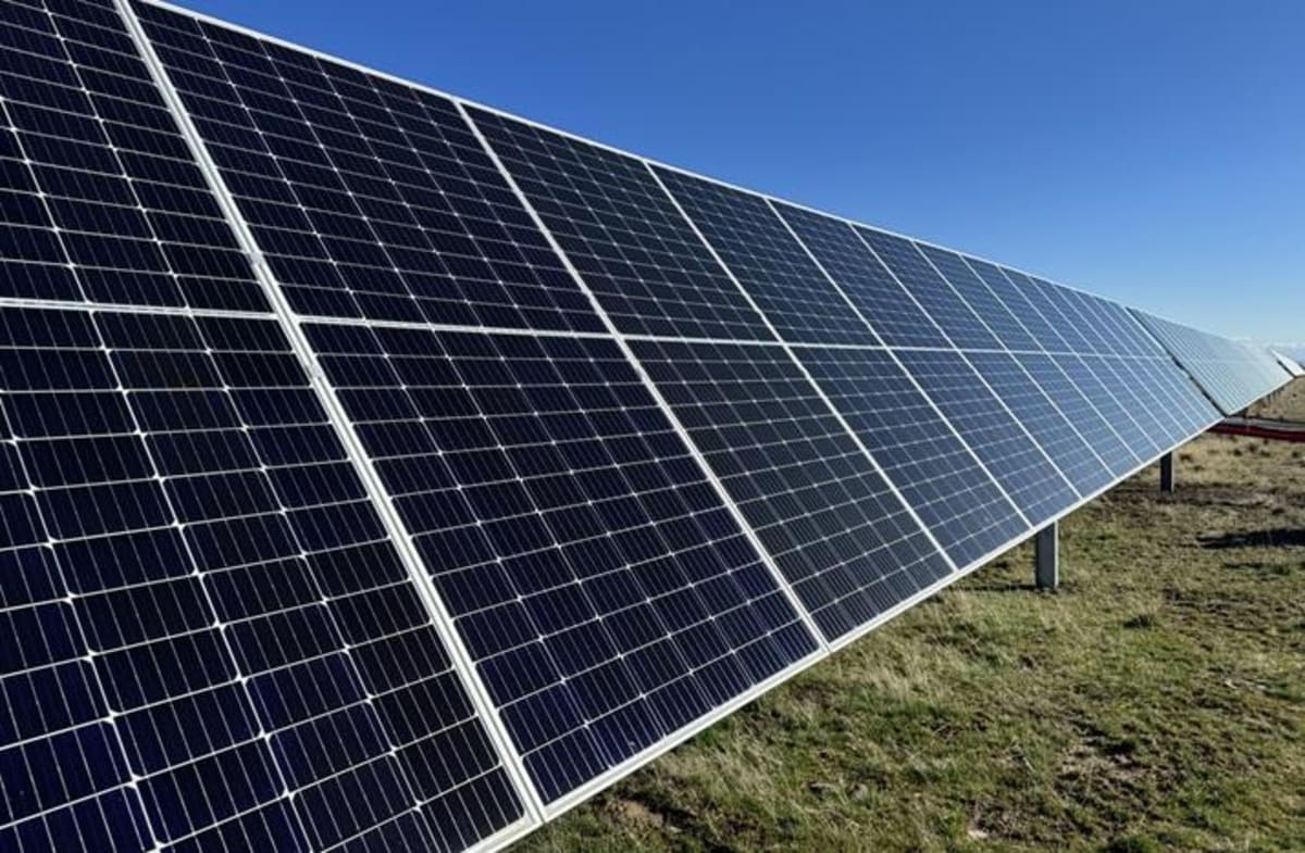 Microsoft Signs 140 MW Solar Deal, Creates 300 Jobs