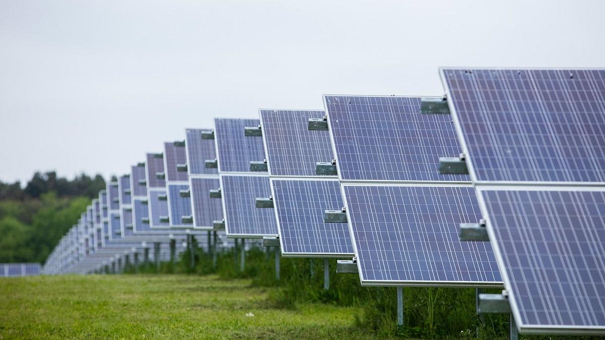 UK Clean Energy Fund Raises $784M, Beats Target by 57%