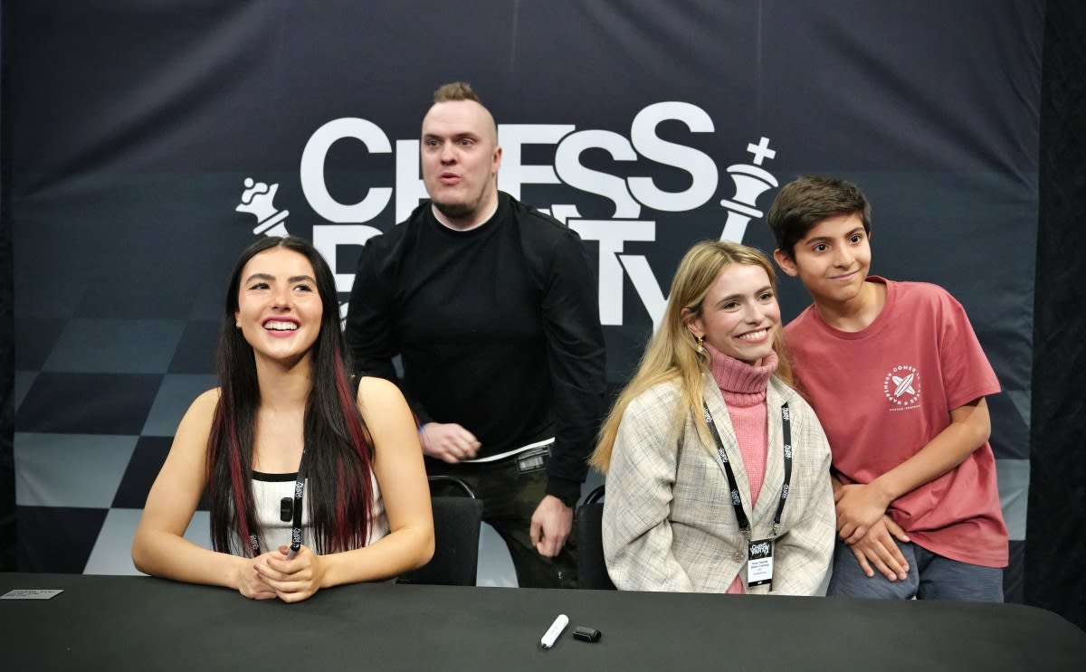 Stockholm Hosts World's Largest Chess Lecture for 1,500 - Image 5