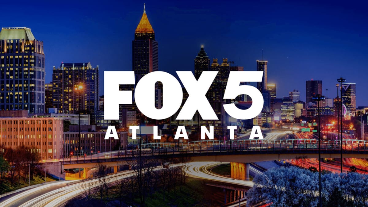 Atlanta Firefighters Rescue 6 Stranded on River - Image 3
