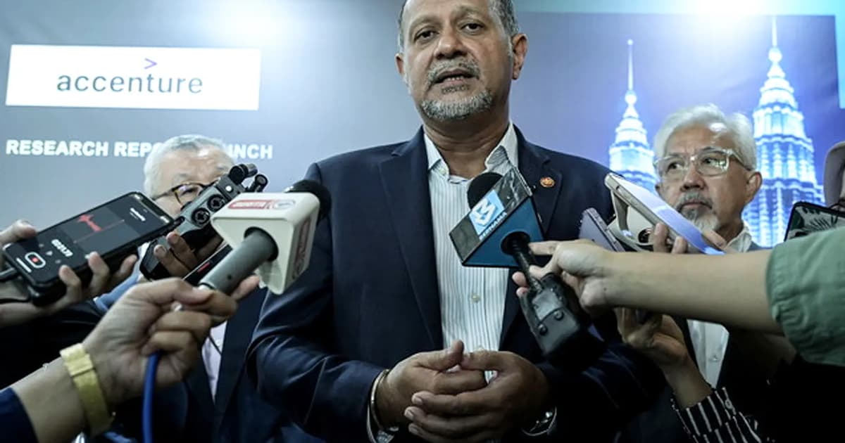 Malaysia Launches AI Training to Prepare Workers for 2030