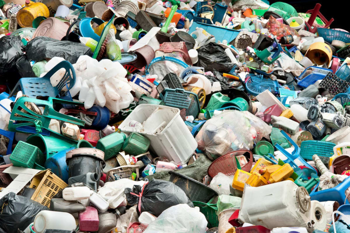 South Korea Destroys Plastic Waste in 0.01 Seconds - Image 3