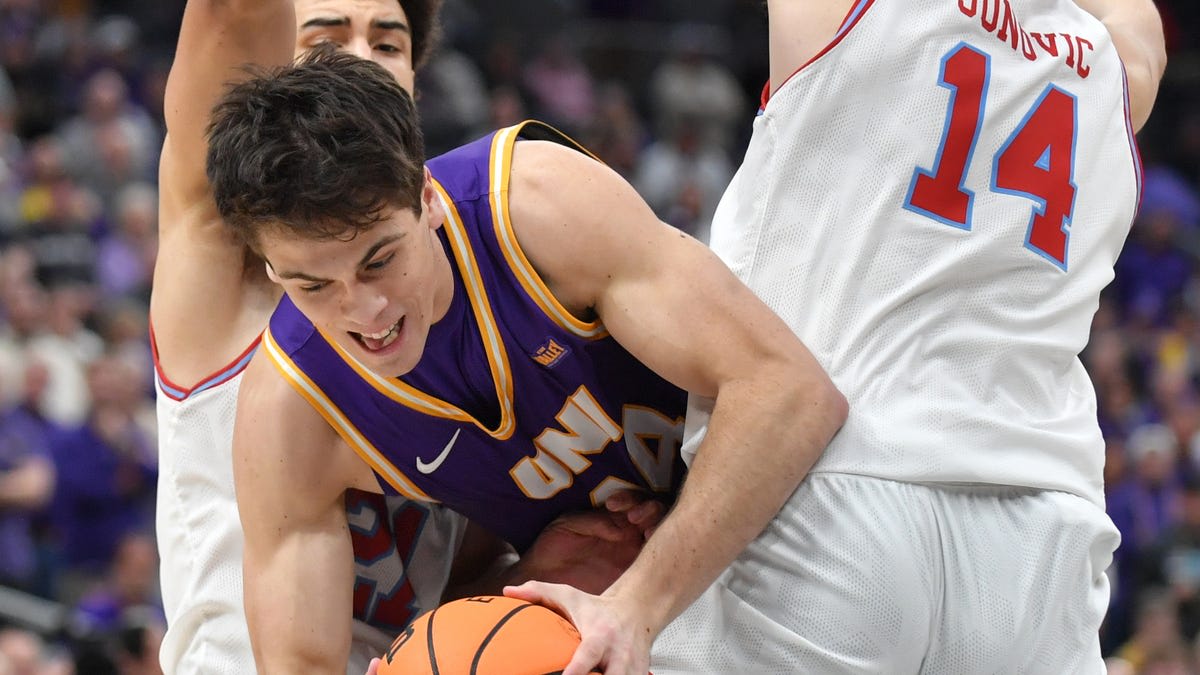 UNI Wins Four Games in Four Days, Makes March Madness History
