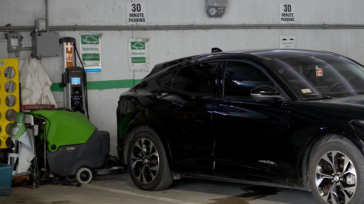 Worcester Adds Street Chargers in Low-Income Areas