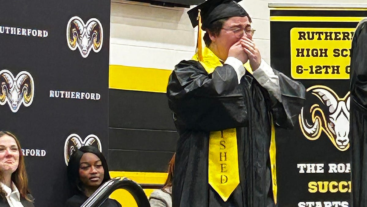 Florida Senior Wins $71K Scholarship at School Ceremony
