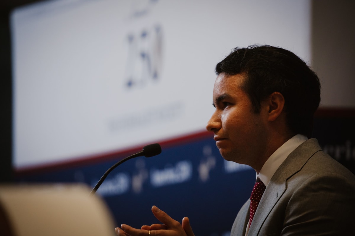 Diego Morris, cancer survivor and law student, speaking at medical freedom panel in Phoenix