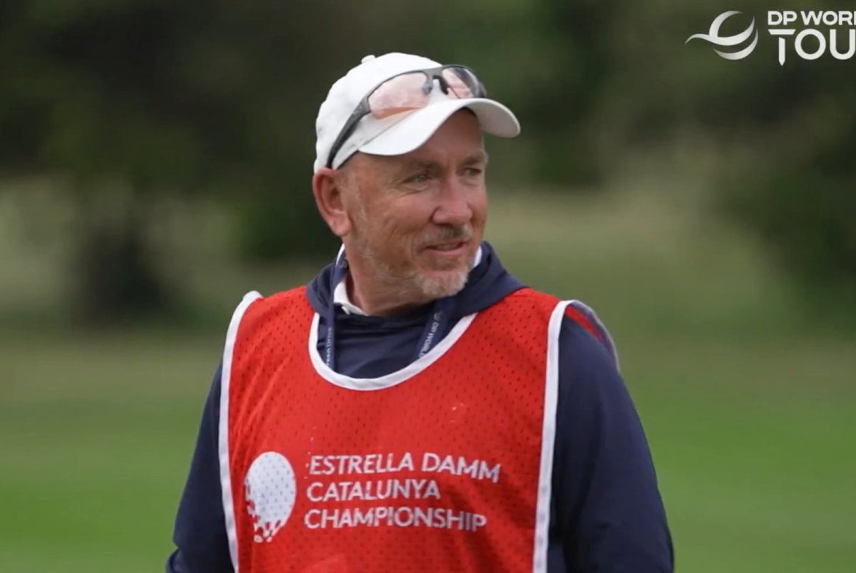 22-Year-Old Golfer Wins by 14 Shots in Historic Triumph - Image 2