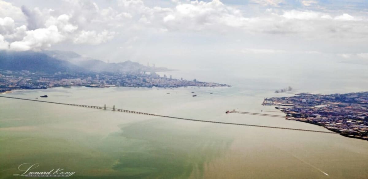 Engineering Triumph: Malaysia's 5.2-Mile Bridge Turns 41 - Image 2