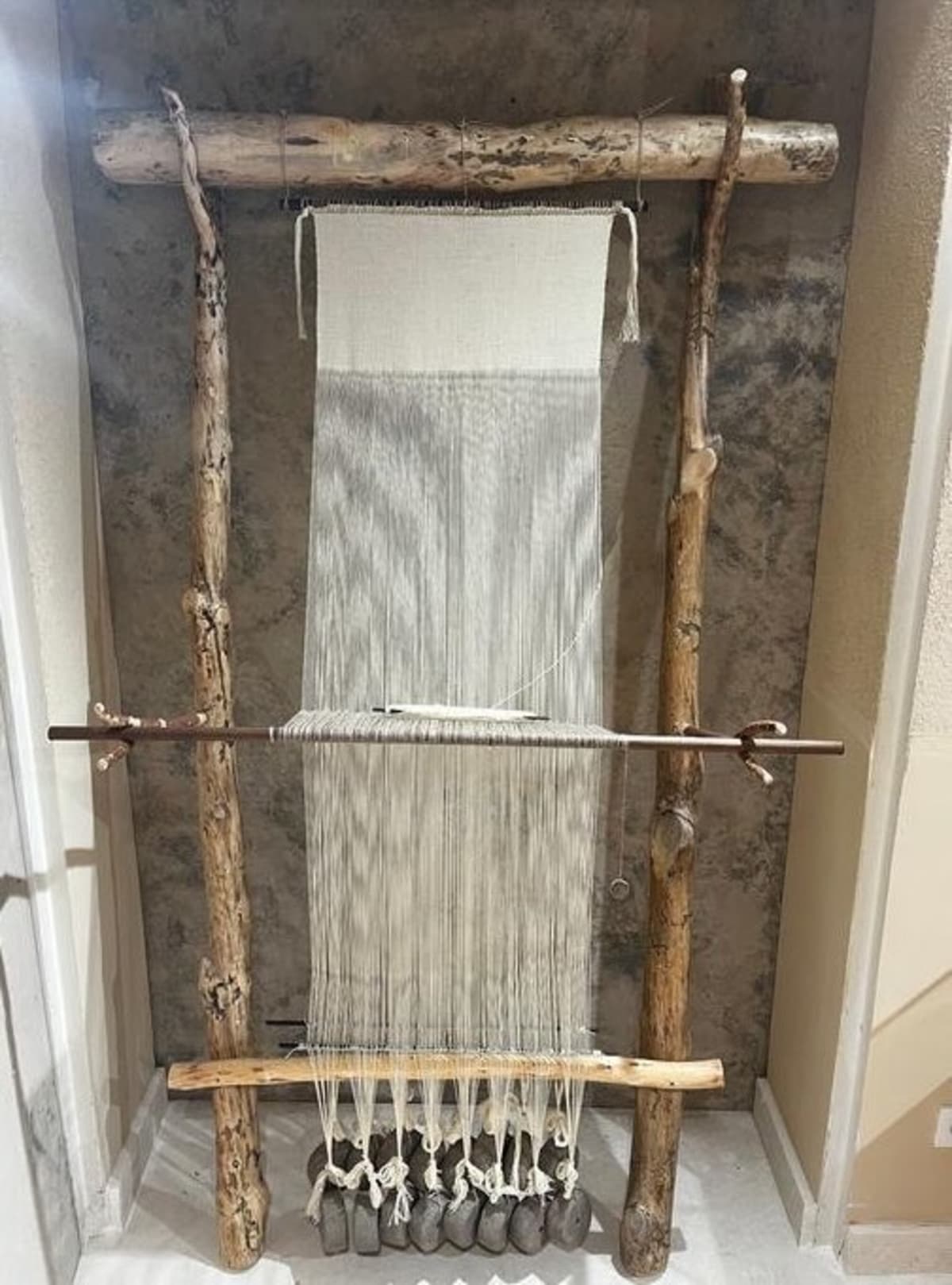 3,500-Year-Old Loom Reveals Bronze Age Textile Revolution - Image 3