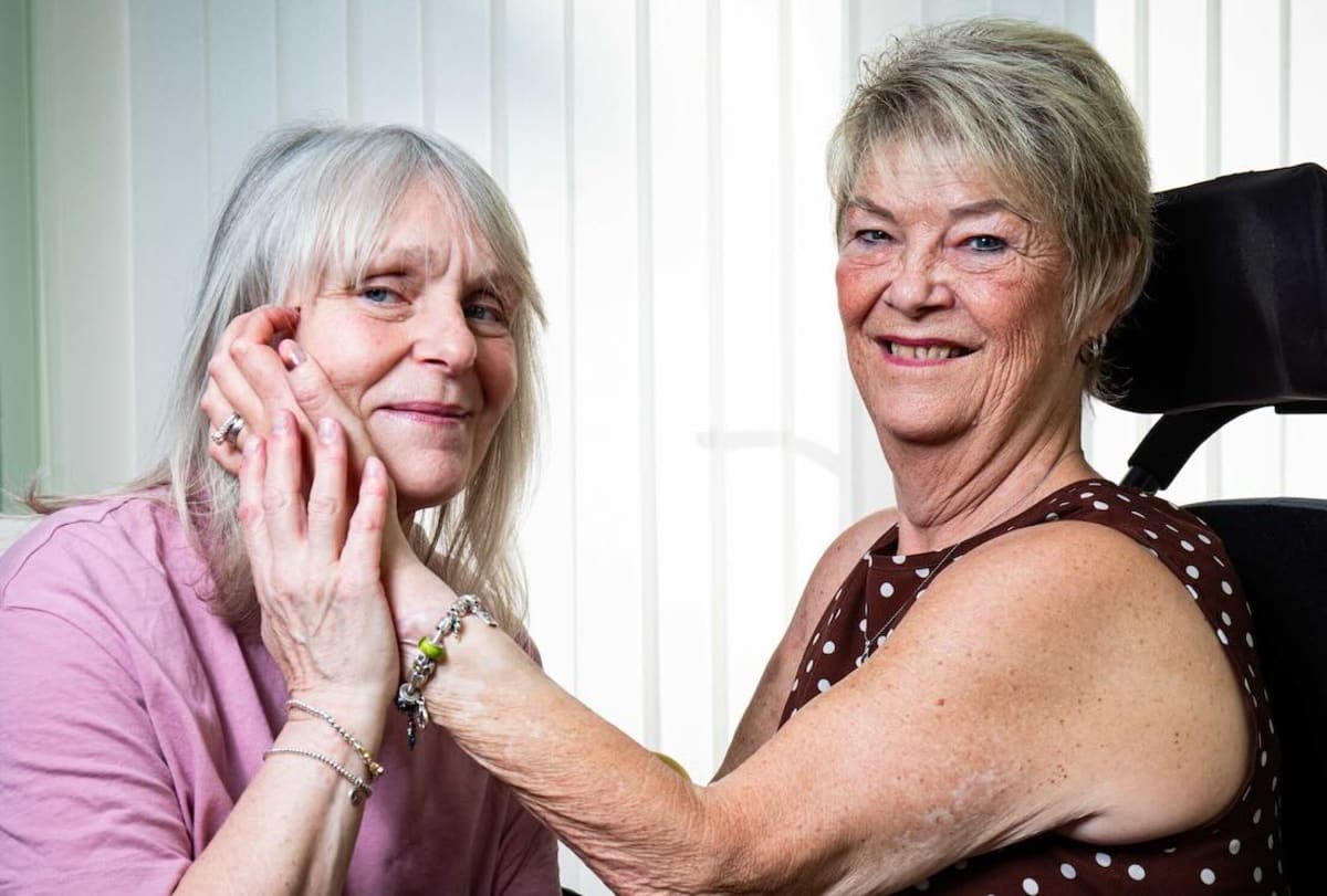 Mom Touches Daughter's Hand Again After Transplant - Image 4