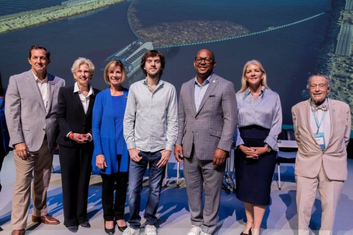 LA Rivers Get Trash-Eating Barges Before 2028 Olympics - Image 4