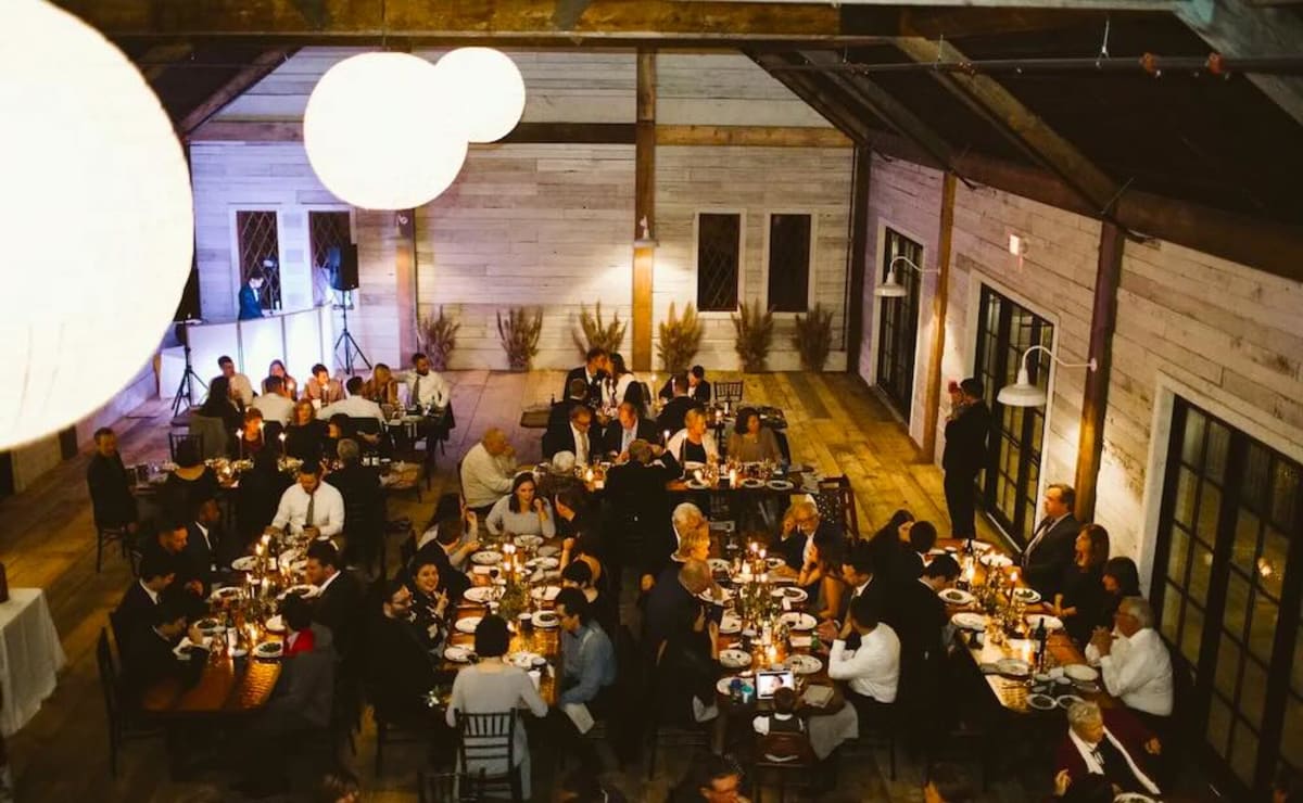 Hudson Valley Estate Gives Away $26K Wedding to Best Story - Image 3