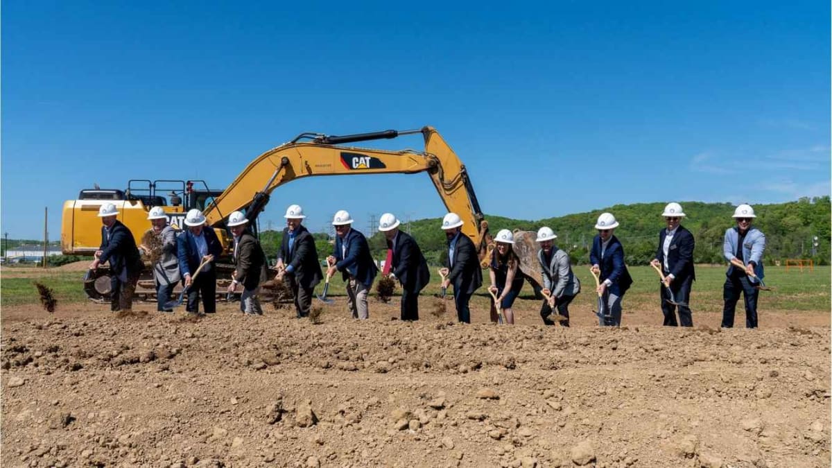Groundbreaking ceremony for Hermes 2 advanced nuclear reactor plant in Oak Ridge Tennessee