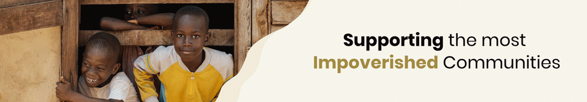 Phoenix Teams Rescue Two Puppies Trapped in Storm Pipe - Image 2