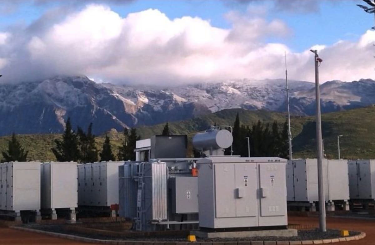 Battery Storage Grows 40% as Clean Energy Revolution Speeds Up