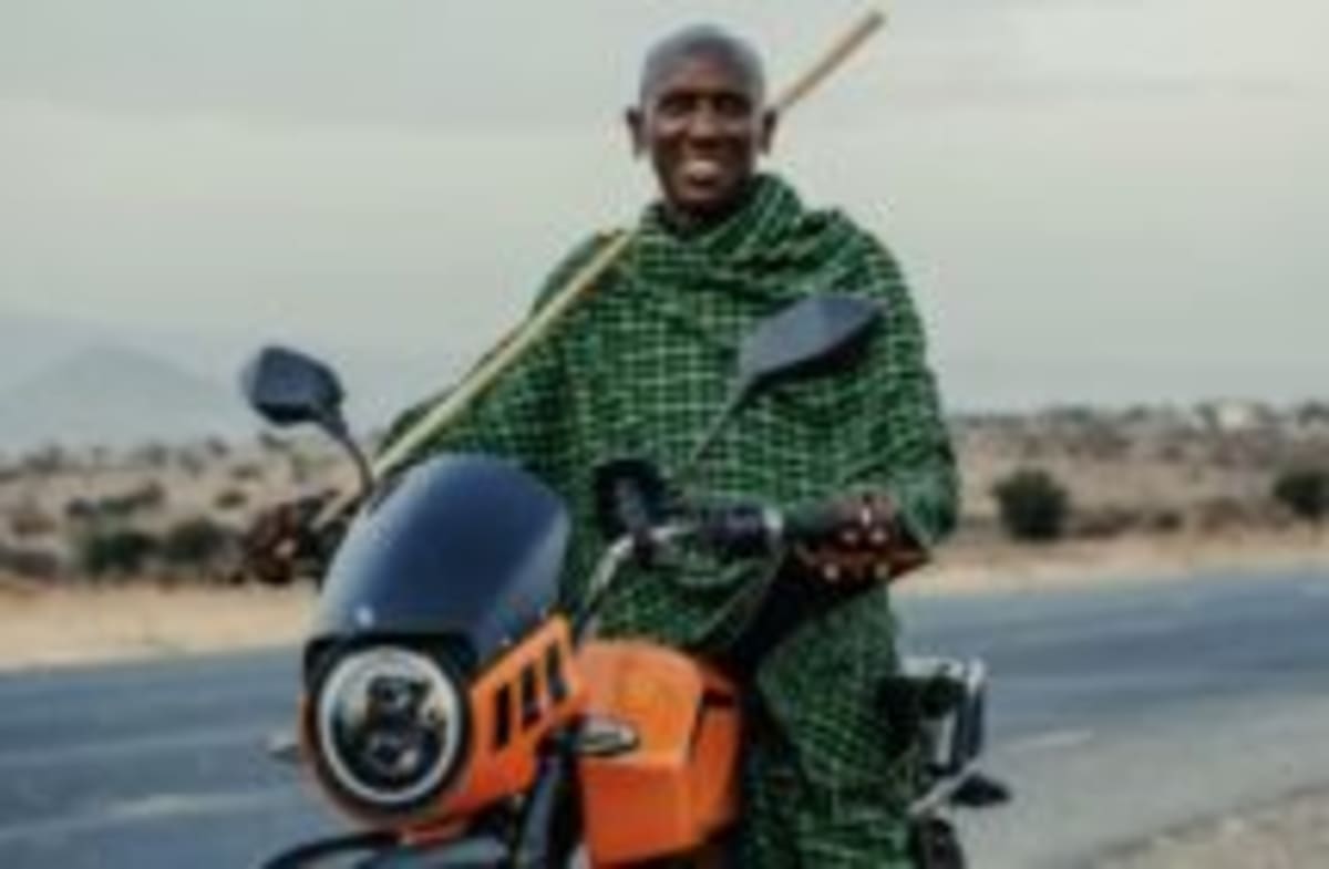 New Solar Cell Hits 33% Efficiency and Bends Like Paper - Image 5