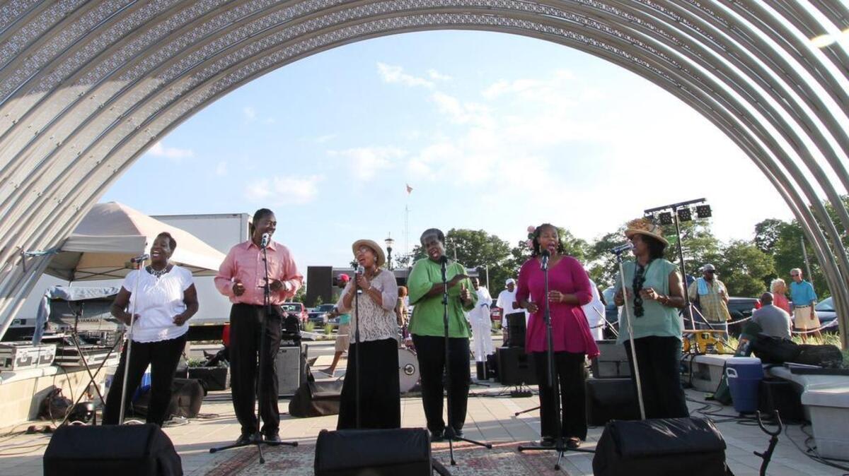 Families gathered at outdoor Juneteenth festival celebrating with music and cultural performances in York County