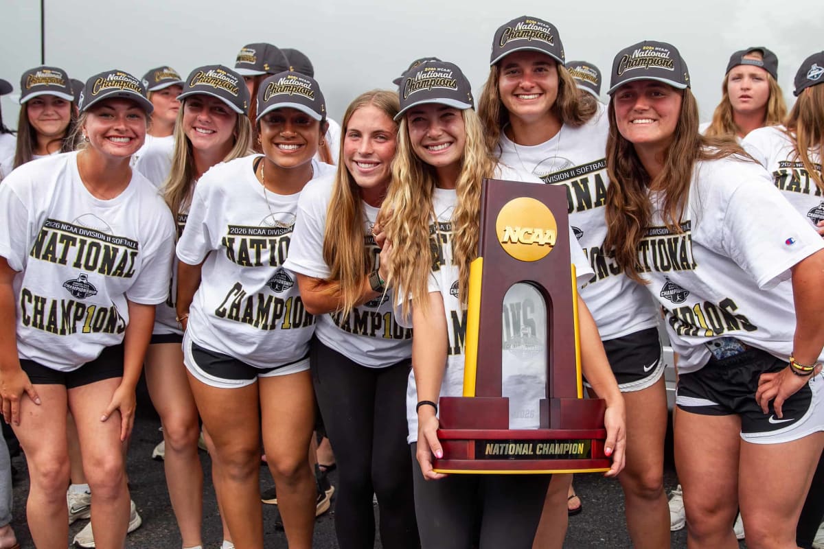 Saint Leo Softball Wins First National Championship