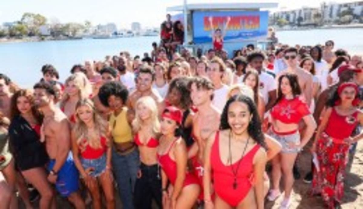 Dylan Sprouse Stops Trespasser at Hollywood Hills Home - Image 5