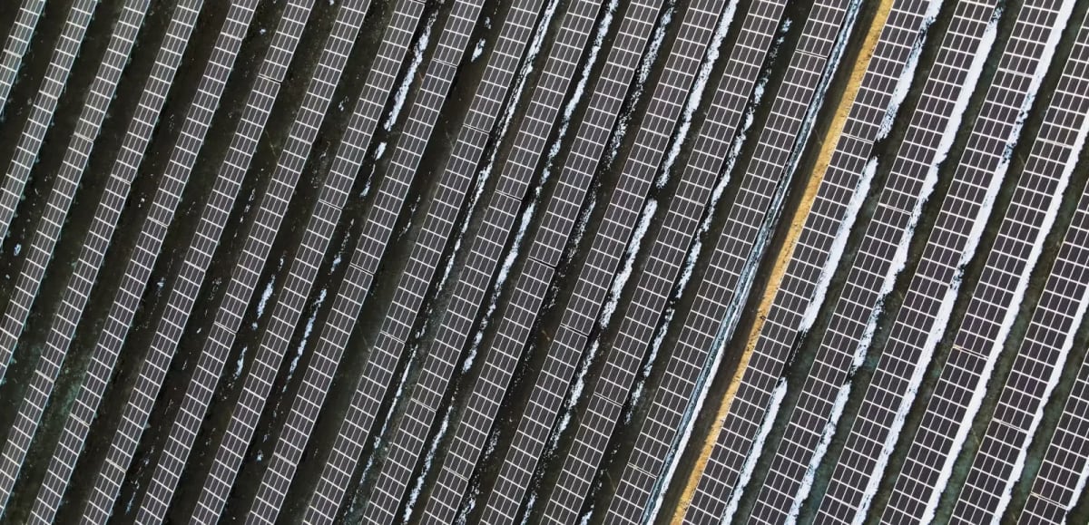 World Installed Record 647 GW of Solar Power in 2025