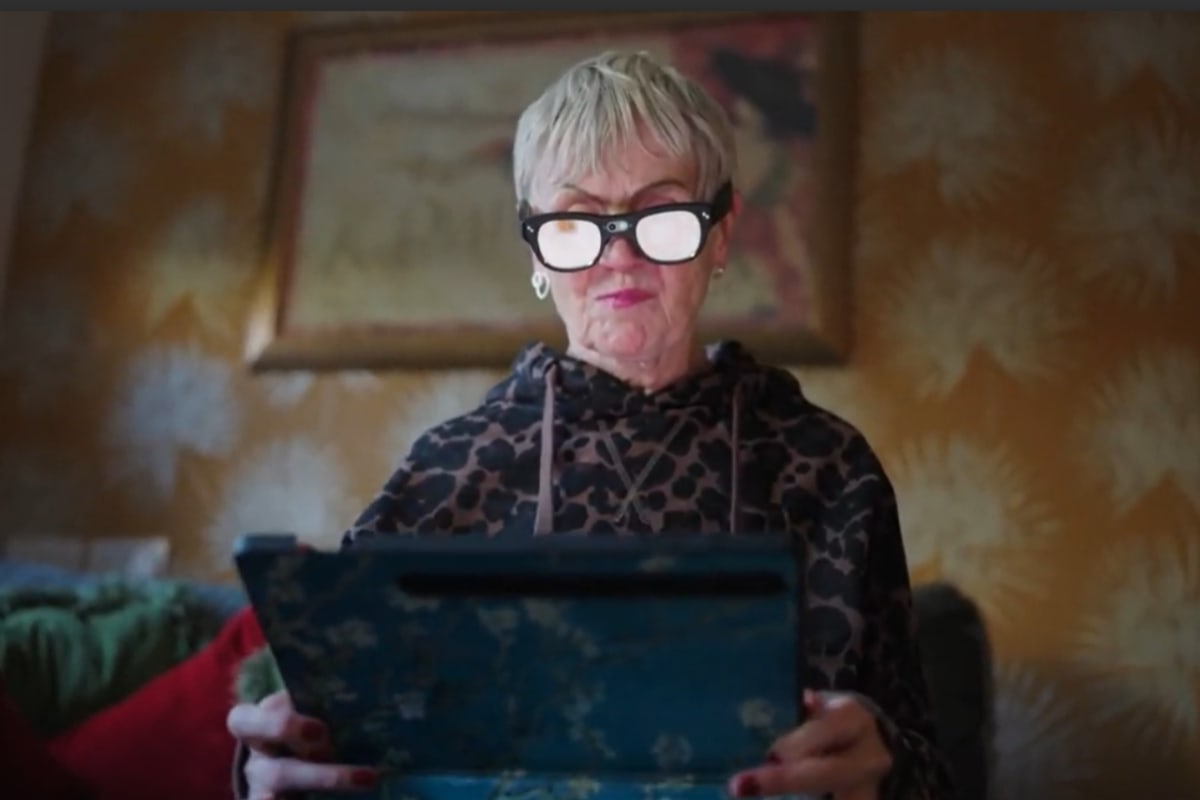 AI Glasses Win £1M Prize to Help Dementia Patients