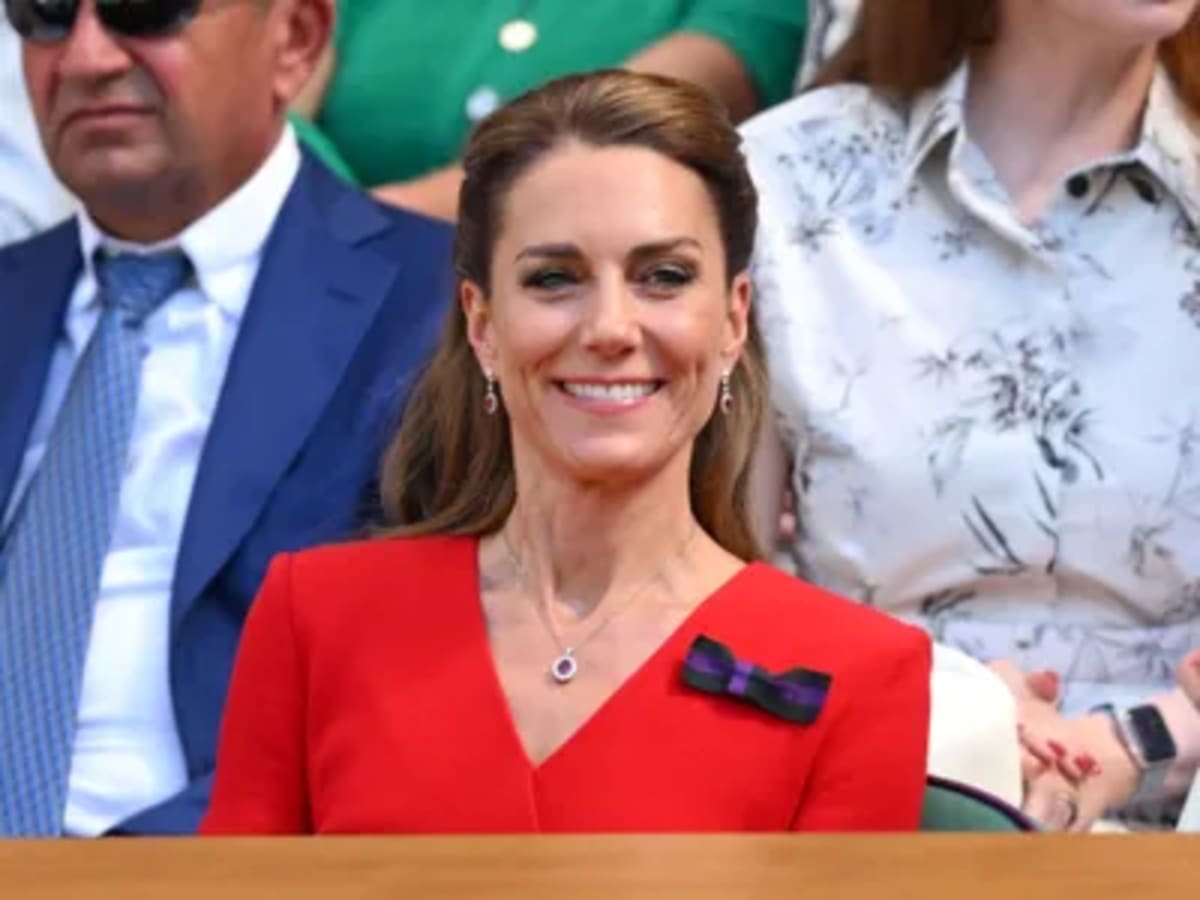 Kate Middleton's Quick Reflexes Save Trophy From Disaster - Image 5