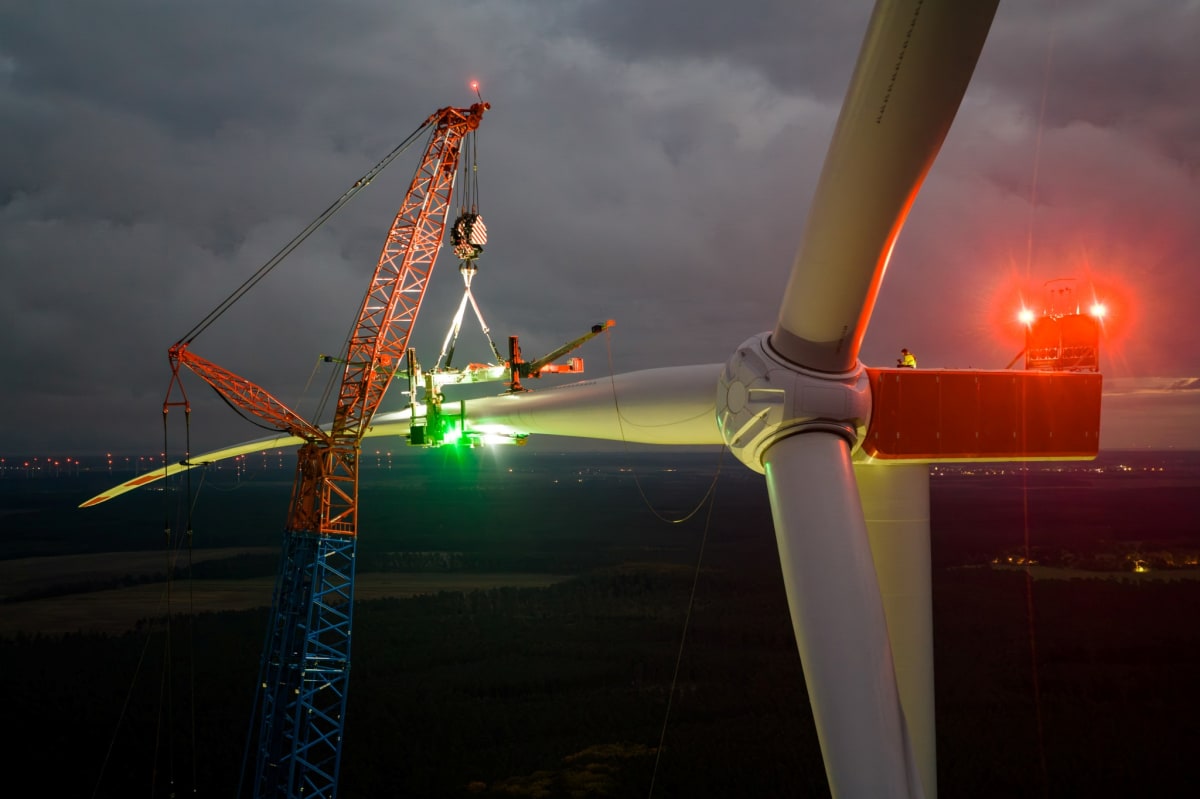 World's Tallest Wind Turbines Power 52,000 Homes in Germany