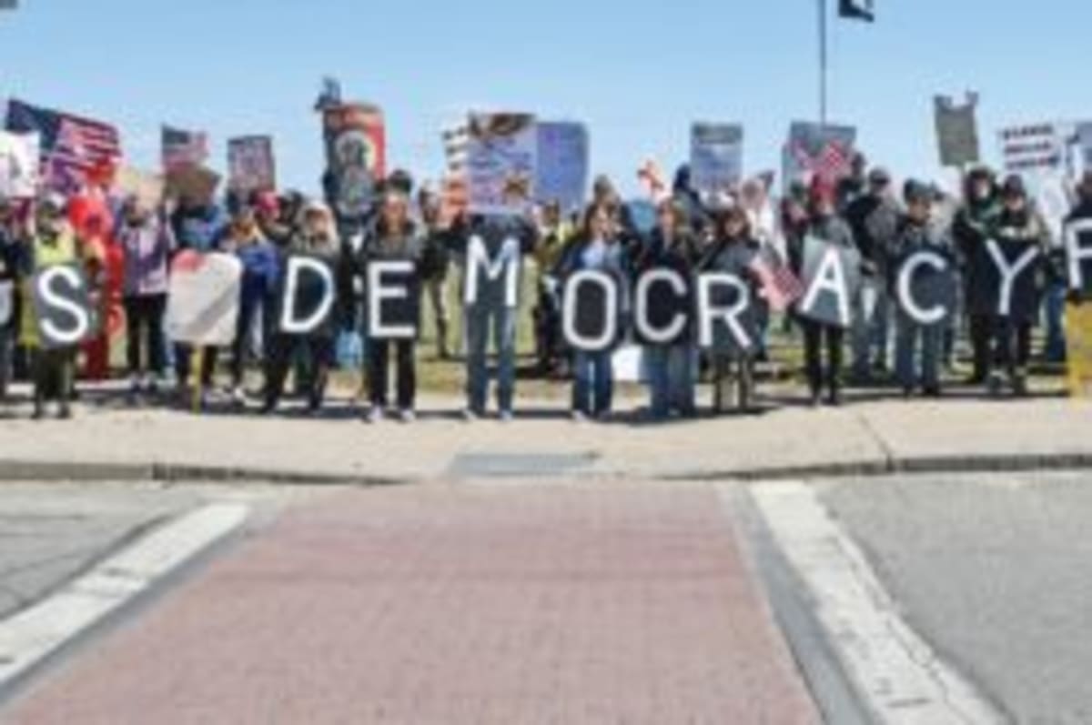 Rhode Island Farm Feeds Thousands With Volunteer Power - Image 5