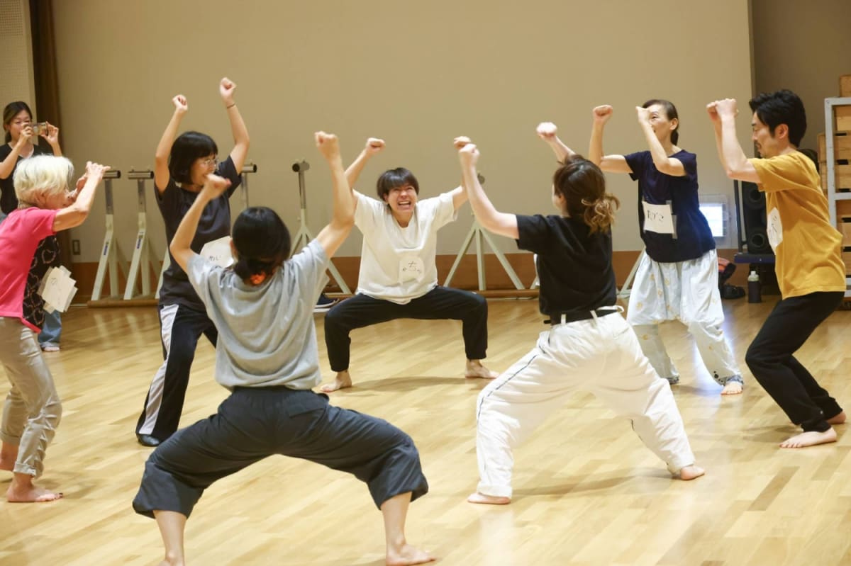 100 Performers in Japan's Most Inclusive Theater Troupe - Image 4