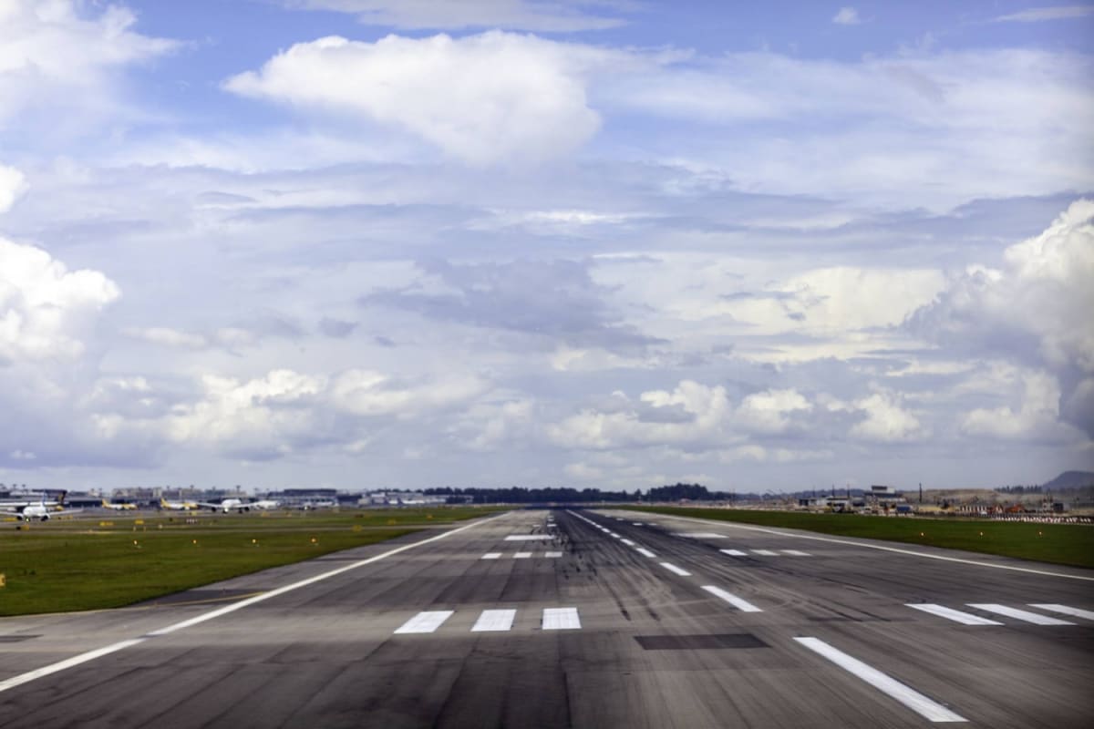 Japan and South Korea Help Citizens Escape Middle East