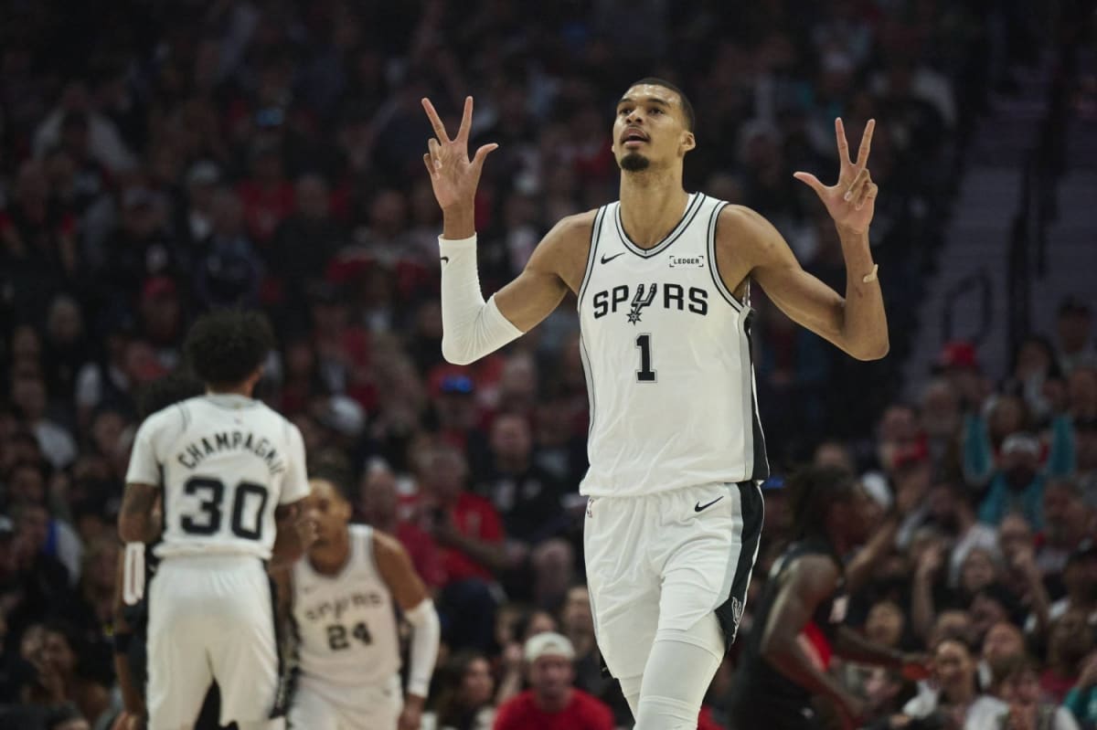 Spurs Rally From 19 Down as Wembanyama Returns Strong