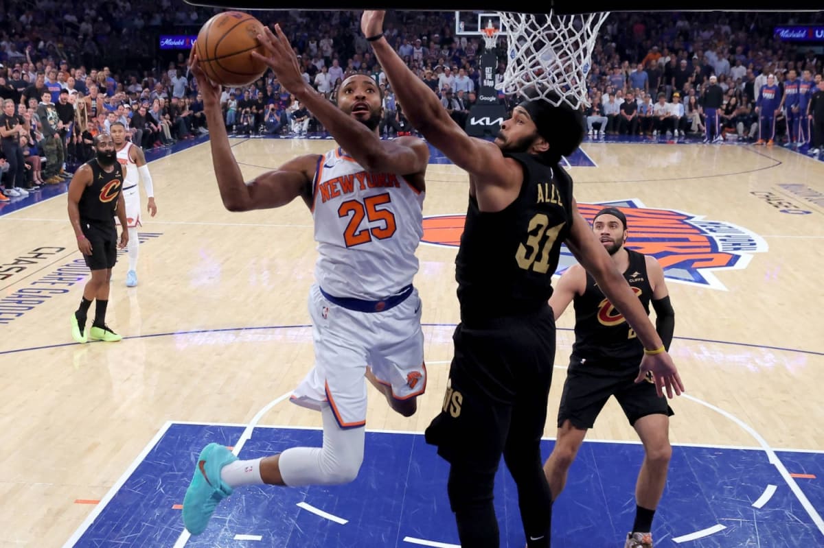 Knicks Overcome 22-Point Deficit in Playoff History Rally
