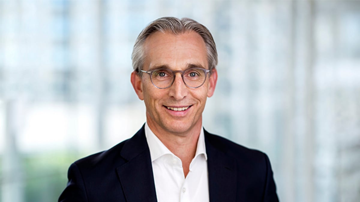 Philips CEO Tackles Healthcare Crisis With AI and Care