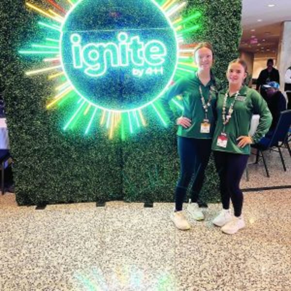 50 Volunteers Keep Minnesota Food Pantry Running Strong - Image 4