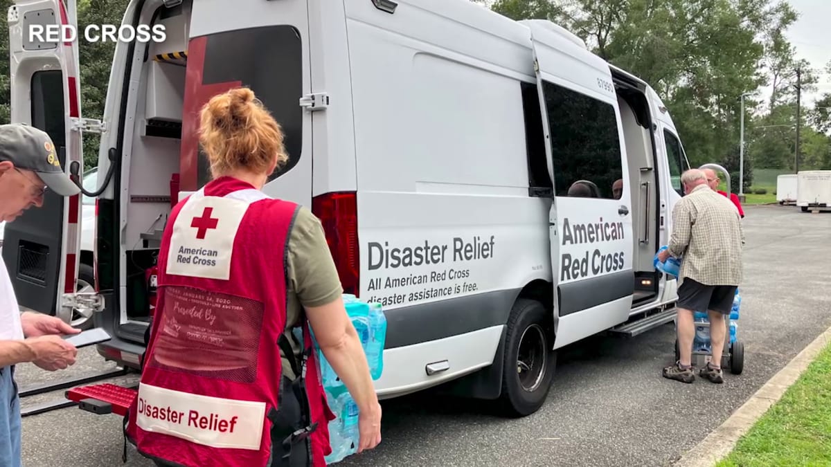 Retired Couple Delivers Life-Saving Blood Across Kansas - Image 5