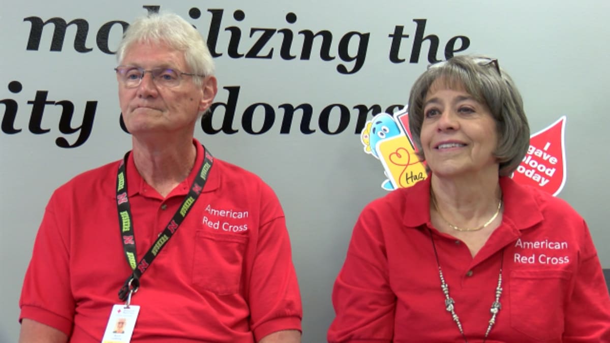 Retired Couple Delivers Life-Saving Blood Across Kansas - Image 2