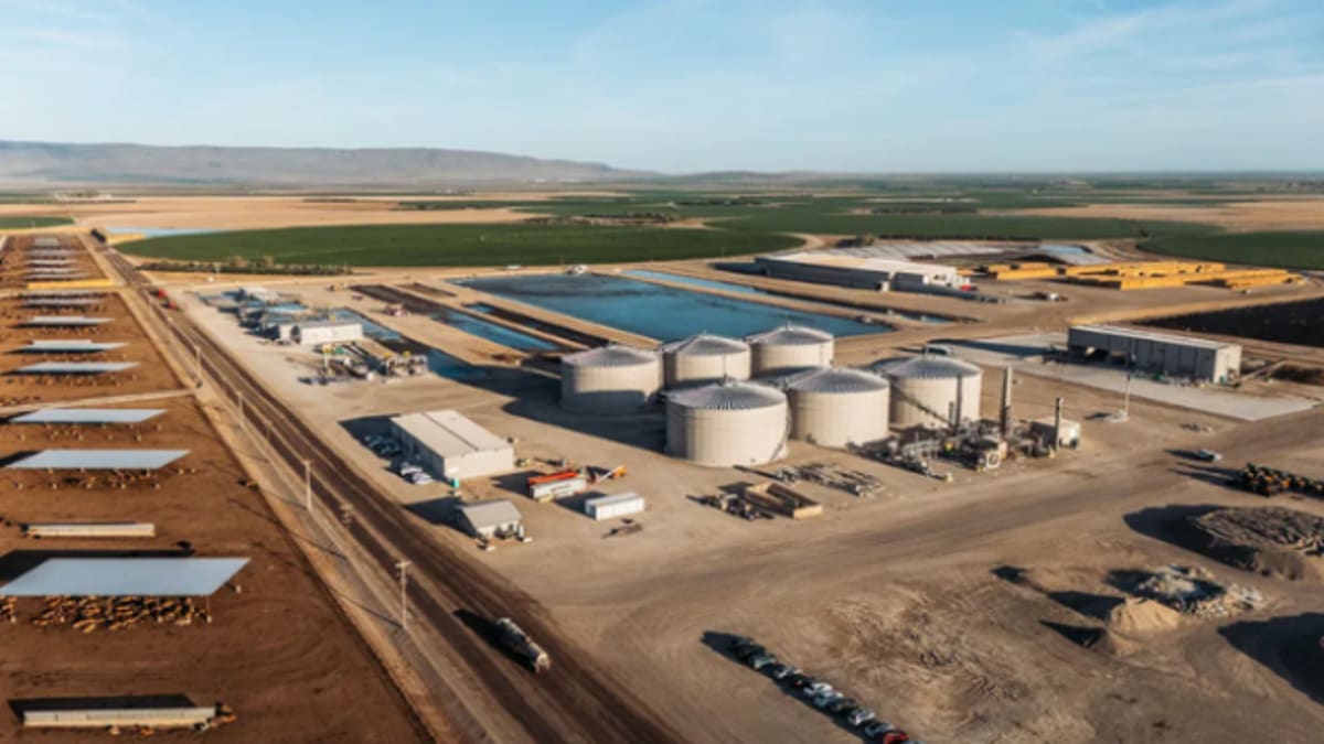 Large industrial digesters at Idaho dairy farm converting cow manure into renewable natural gas