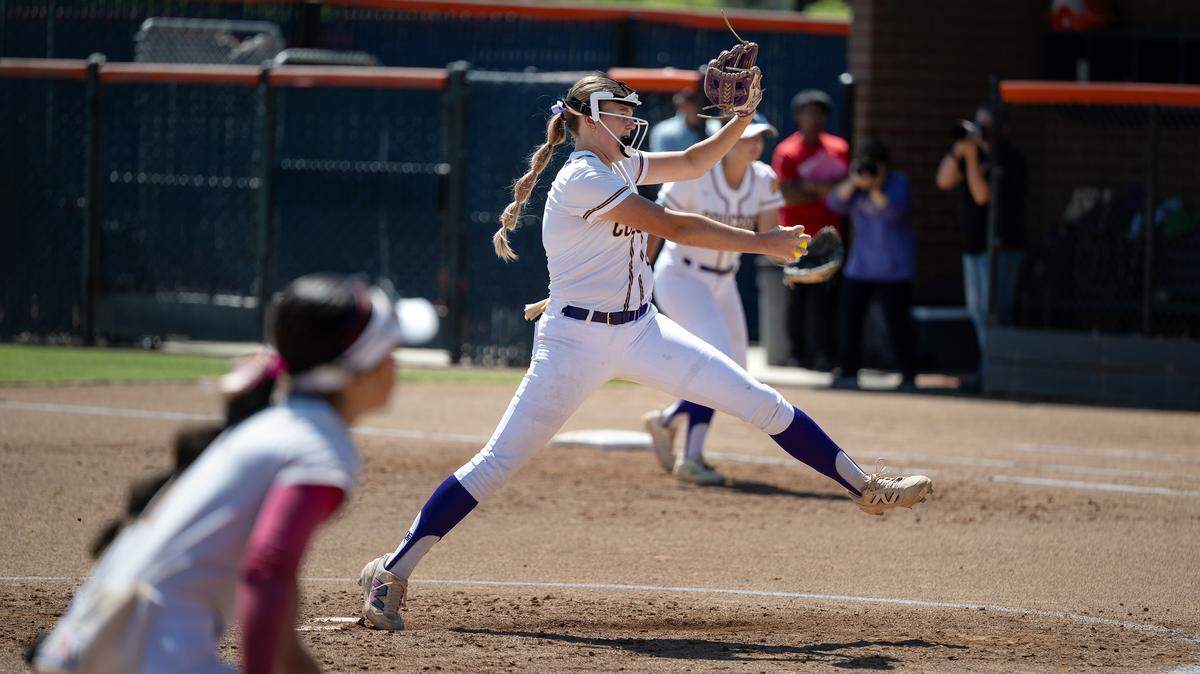 Escalon Softball Wins First-Ever NorCal Playoff Game