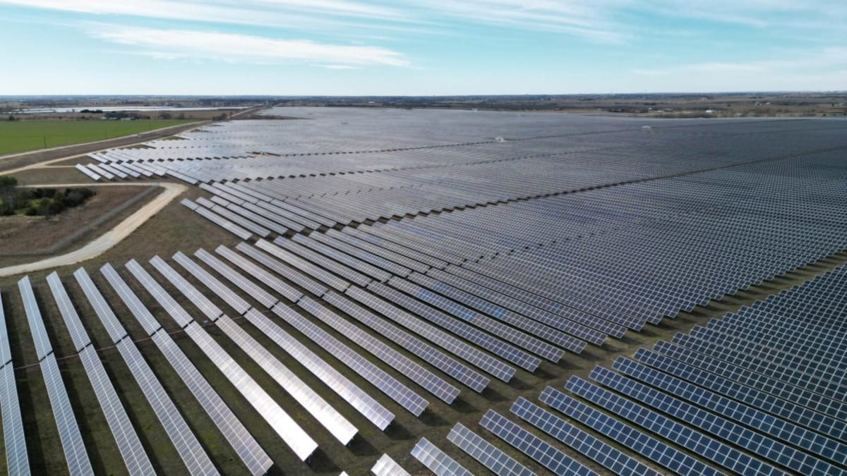 Texas Solar Set to Beat Coal for First Time in 2026 - Image 2