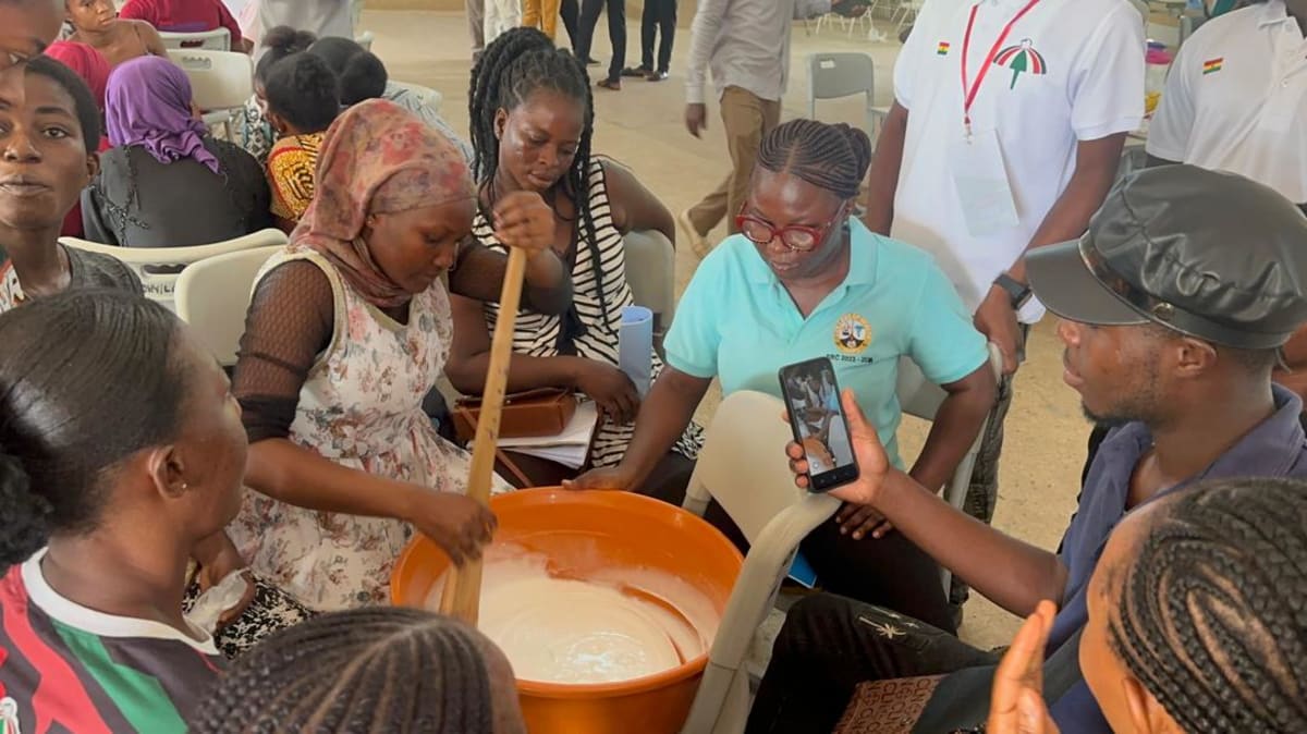 Ghana Students Learn Soap Making to Beat Job Gaps