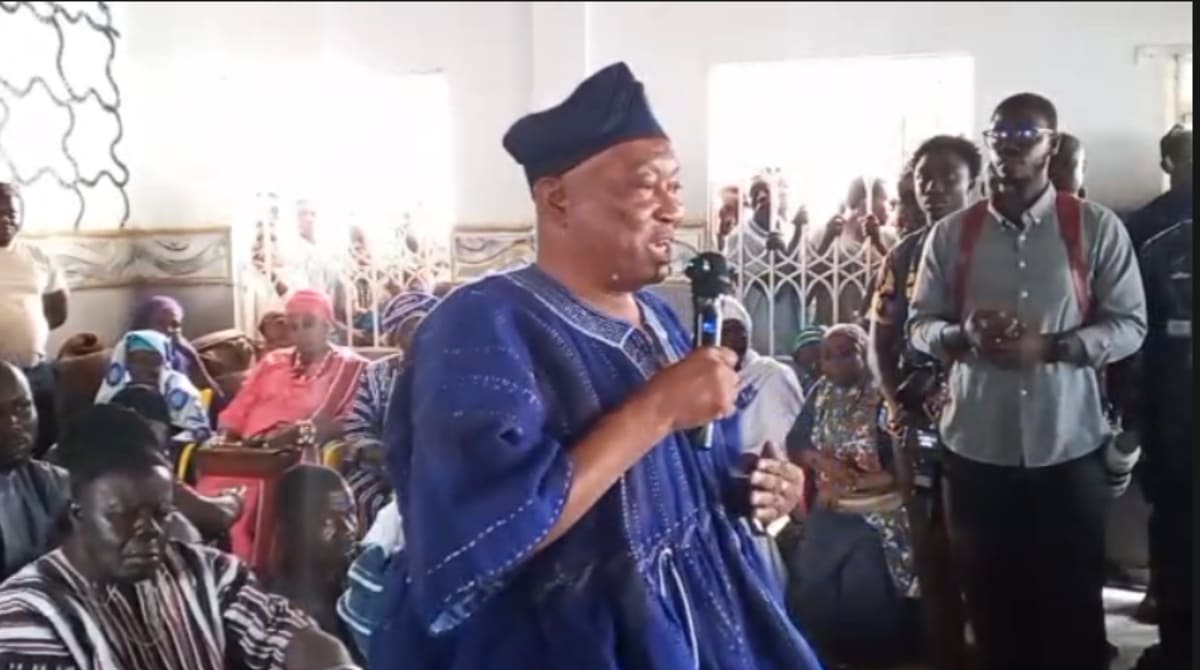 Traditional Ghanaian chief representative speaking at political gathering in Savannah Region