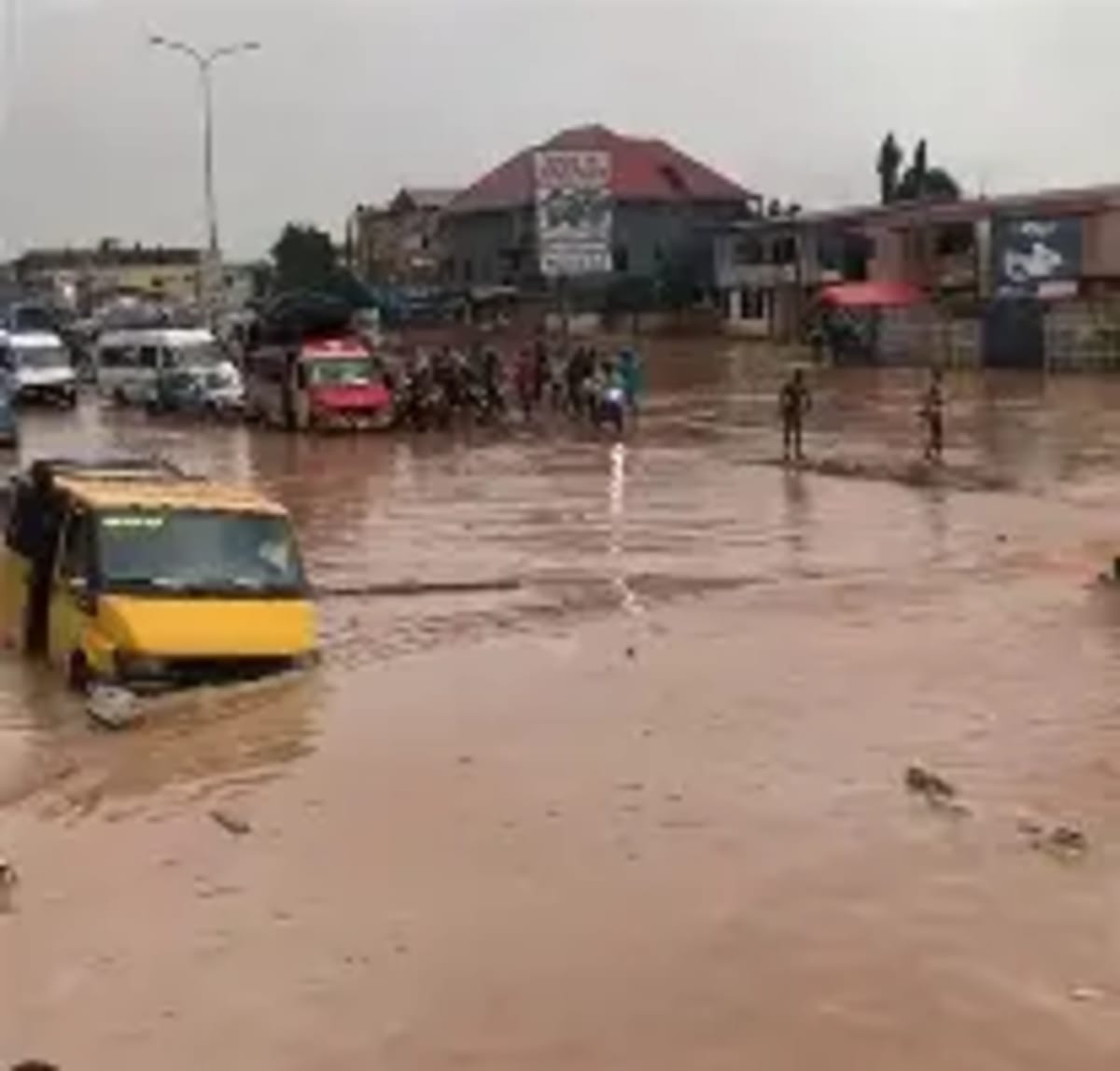 Ghana Community Stops Floods for 4 Years With Shovels - Image 2