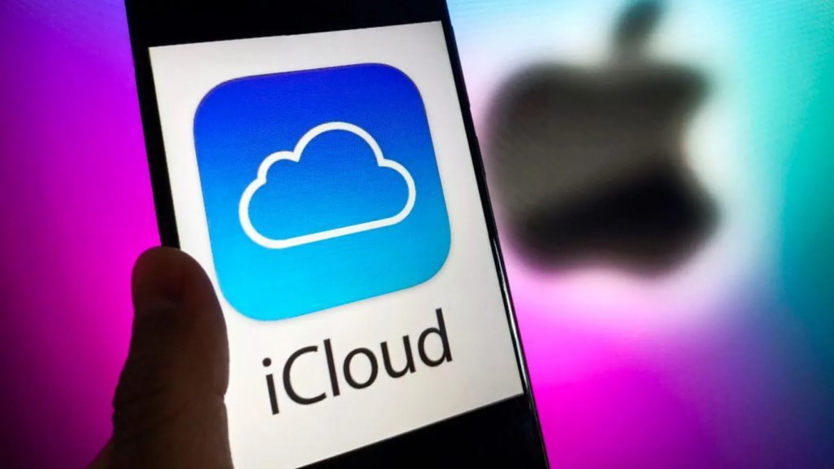 iPhone screen displaying iCloud storage settings and subscription pricing options for cloud backup services