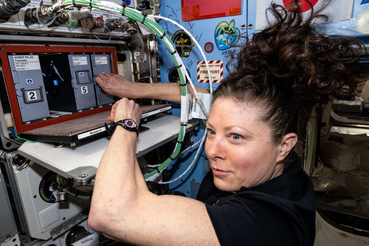 Space Mini-Labs Automate Research, Speed Cancer Treatments - Image 2