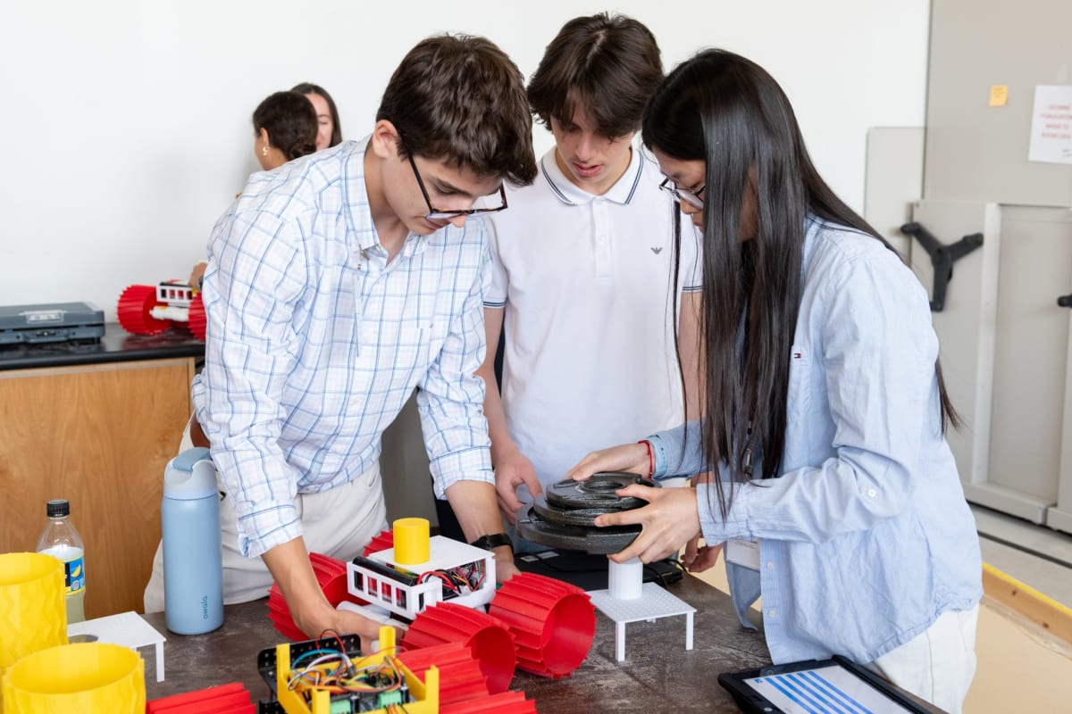 NASA Opens Free Summer Engineering Program for Teens - Image 3