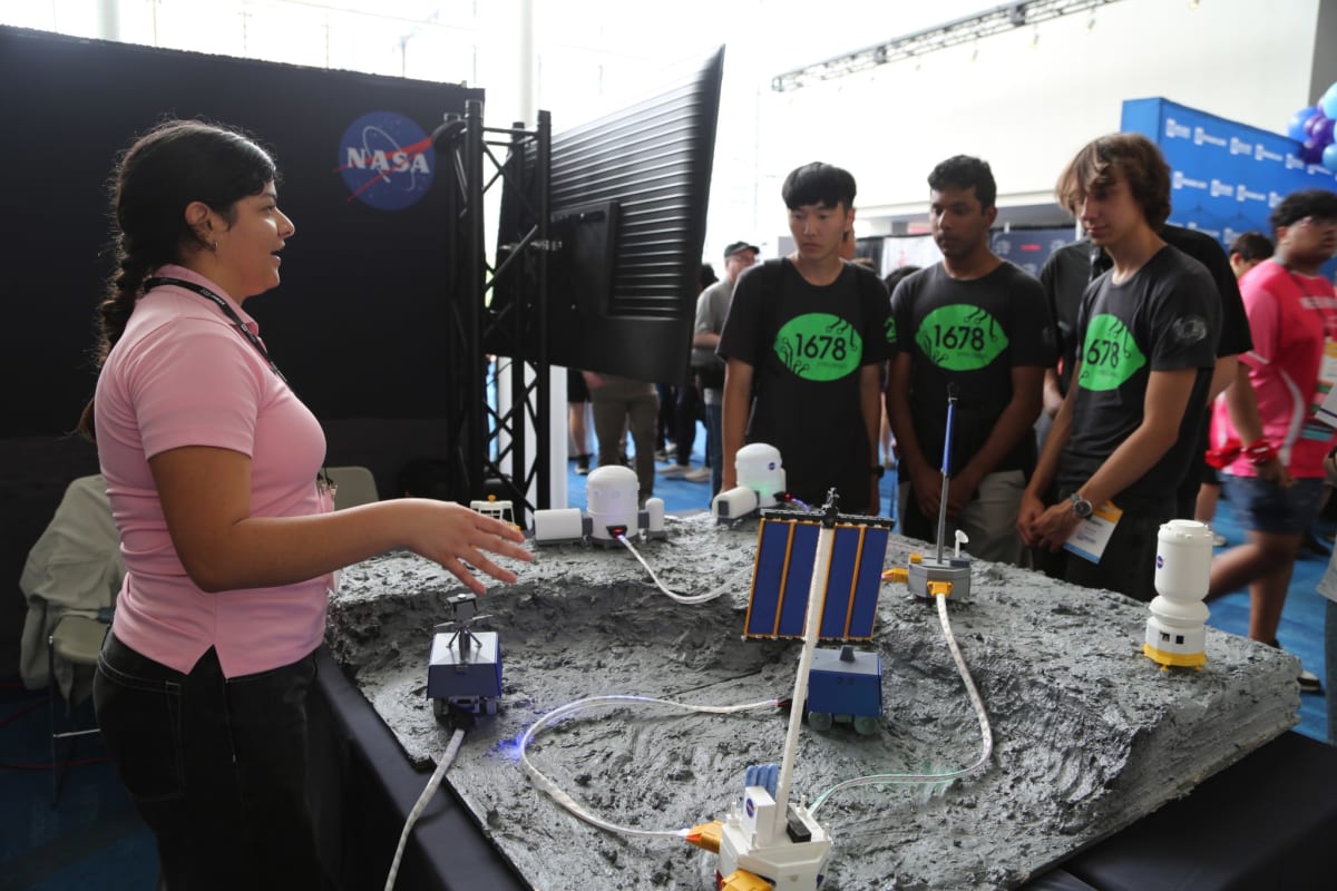 NASA Shows 51,000 Students the Future of Moon Robotics - Image 3