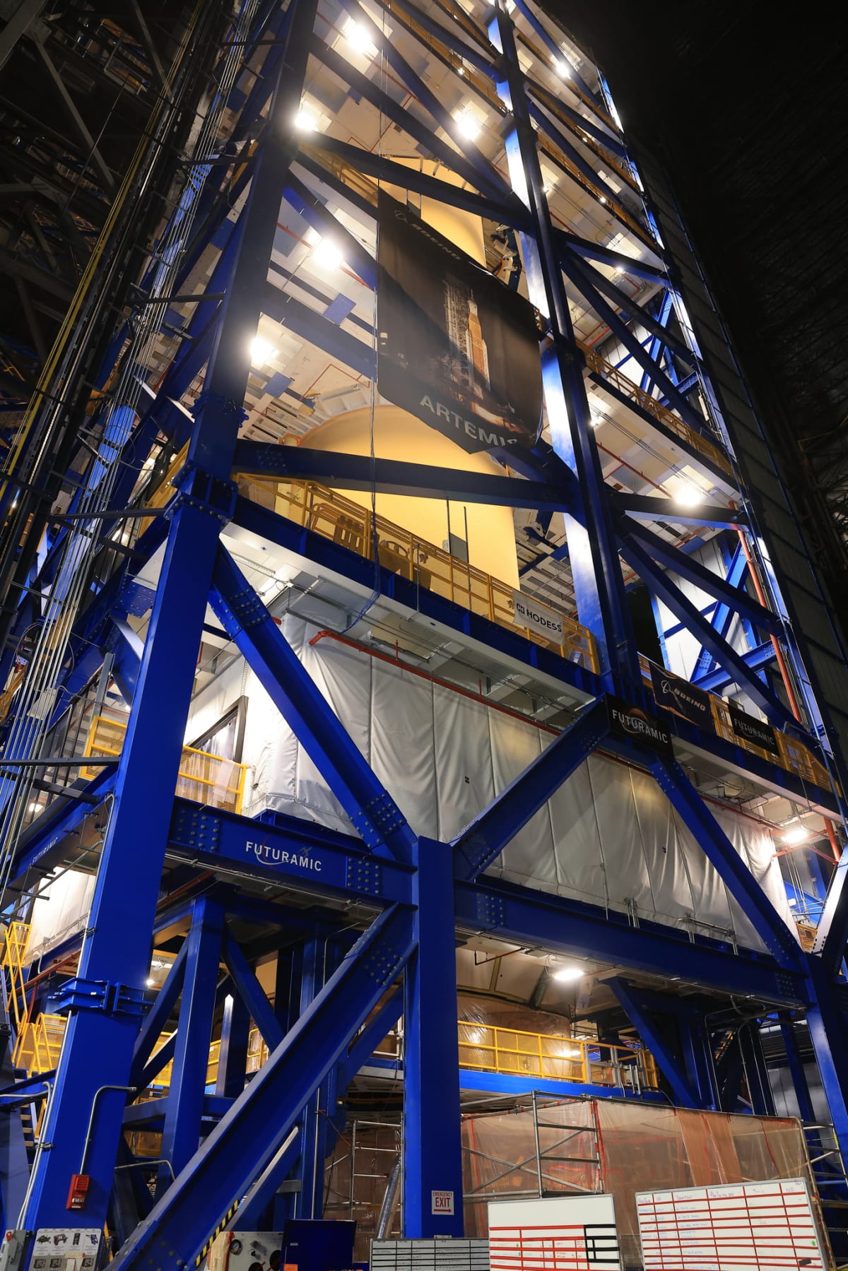 NASA Plans 2027 Moon Practice Mission in Earth Orbit - Image 3