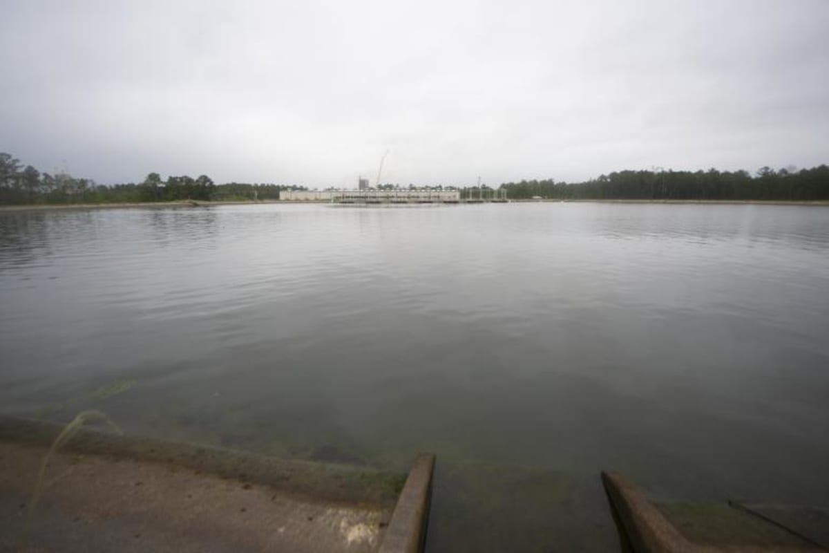 NASA Drains 66M Gallon Reservoir for Major Upgrade - Image 5