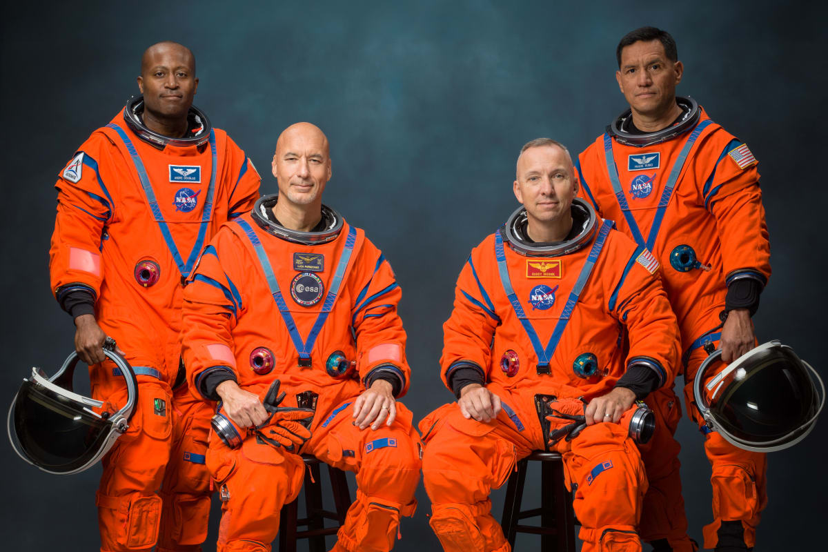 NASA Names 4 Astronauts for 2027 Artemis III Moon Mission