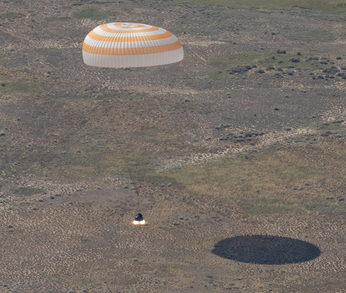 NASA Astronaut Returns After 241 Days in Space - Image 3
